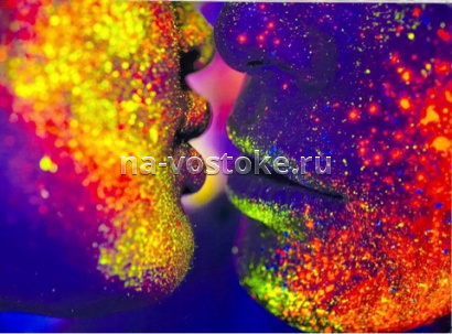 картинка Картина  поцелуй , 85*63 см, микровелюре от магазина Восточные сувениры