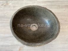 Раковина из речного камня