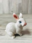 Кролик ушастый  белый 8*4,5*6 см, полистоун